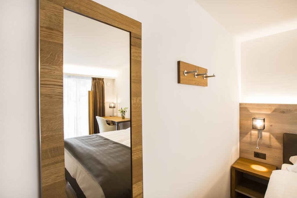 Romantik Hotel Le Vignier Avry-devant-Pont Kültér fotó