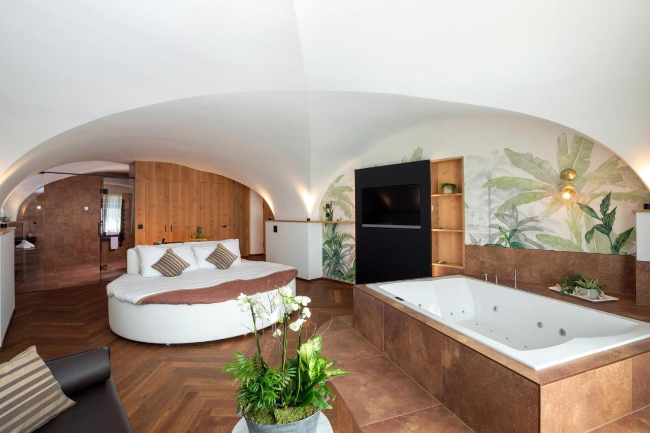 Romantik Hotel Le Vignier Avry-devant-Pont Kültér fotó